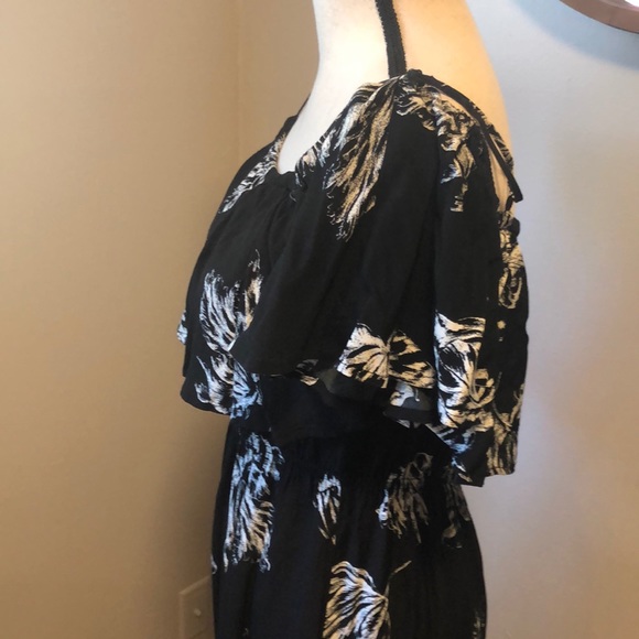 🌸3 for $9 🌸Ruffle top maxi dress - Picture 5 of 8